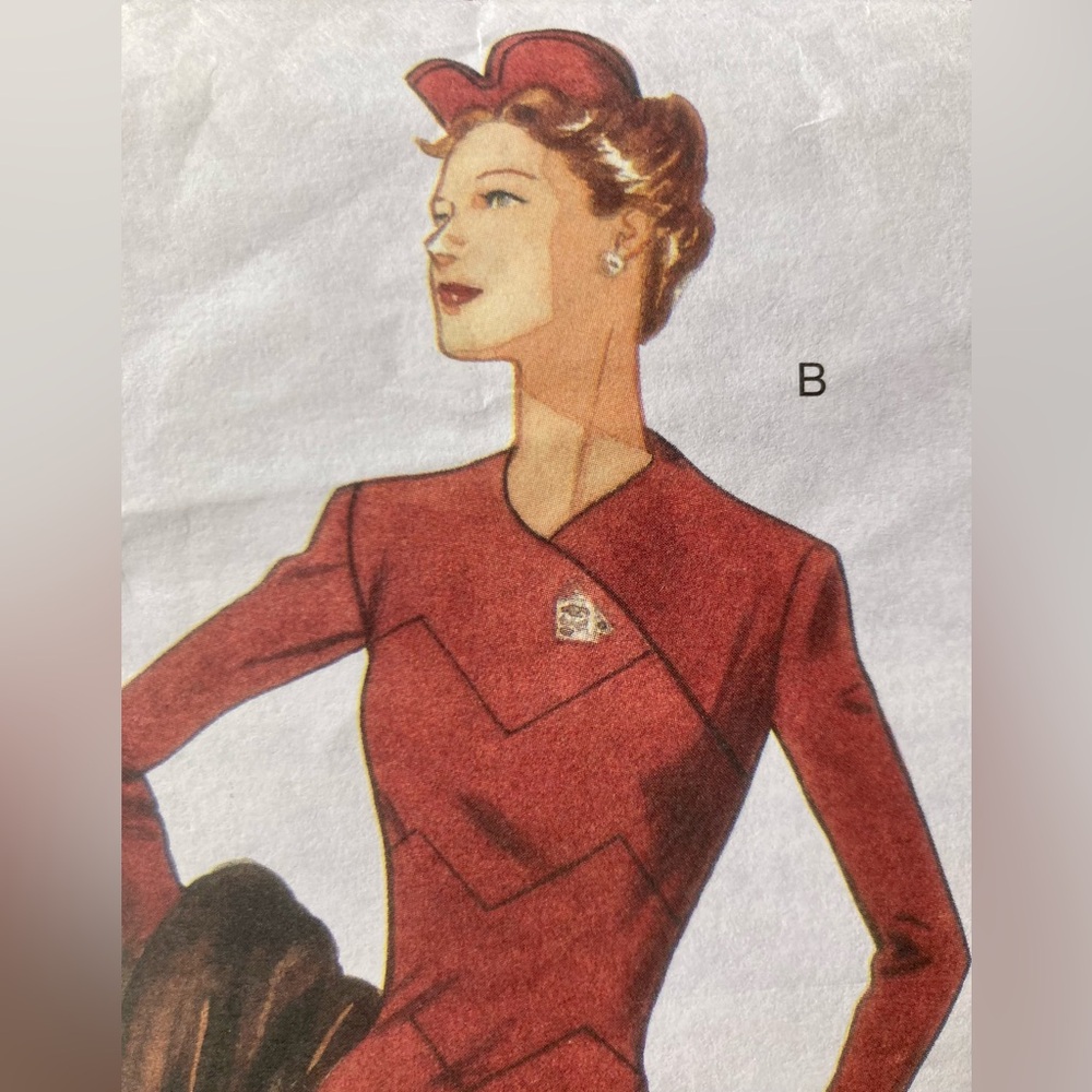 New Vintage Vogue 1940s Dress Sewing Pattern